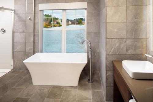 280163744 voco Saranac Lake NY - Waterfront by IHG