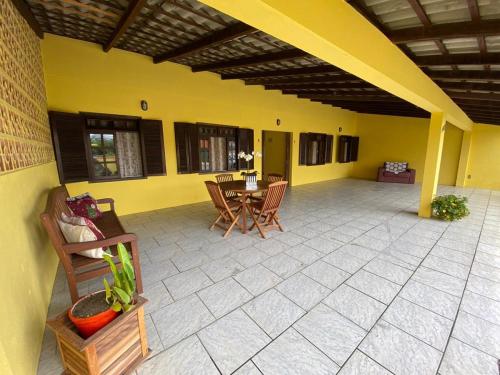 Rosemar Park House - Hospedaria a 400m do Beto Carrero World, Penha