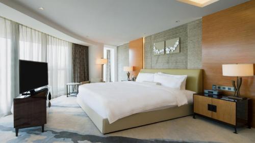 Holiday Inn Nanjing Xuanwu Lake, an IHG Hotel