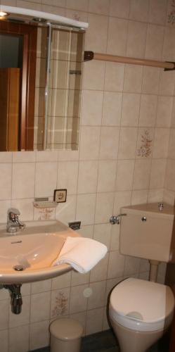 Haus Luise Weber 10.7km von Erbenhausen entfernt