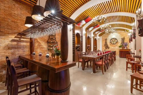 Restaurant, Anh Phát resort in Tanh Gia (Thanh Hoa)