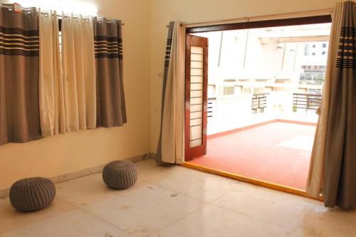 Destination Homes Hitech City - Fully furnished Luxury villa