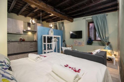 RomeatHome Deluxe suite Campo dei Fiori, Рим (фото 5)