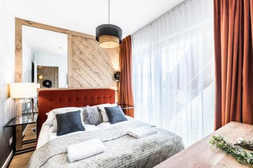 2 bedrooms, 3 beds