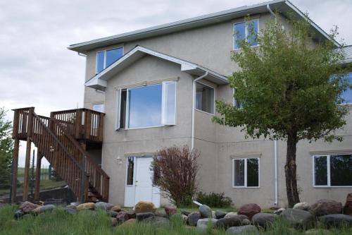 Waterton Country Villas- B unit!