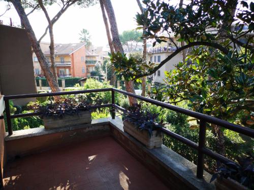 Balcony/terrace, Comfort Rooms Villa Gaia Tor Vergata in Rome East