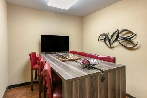 Facilities, Comfort Inn Fort Collins North in Arrowhead