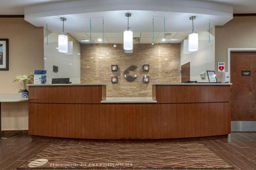 Comfort Inn & Suites Pittsburgh South in Pittsburgh, USA