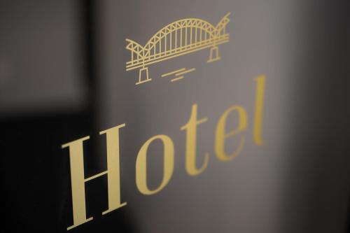 Prevôt Restaurant & Hotel – Cologne, IA