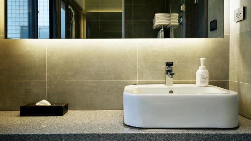 K Hotel - Yizhong – Taichung, KY