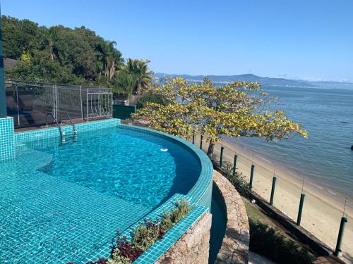 Mansao CINEMATOGRAFICA , PE NA AREIA, PRAIA PARTICULAR, FLORIANOPOLIS