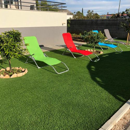 Lux Apartments AnaIvo with garden and swimmingpool