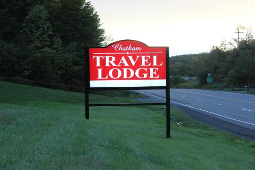 Chatham Travel Lodge in Old Chatham, USA