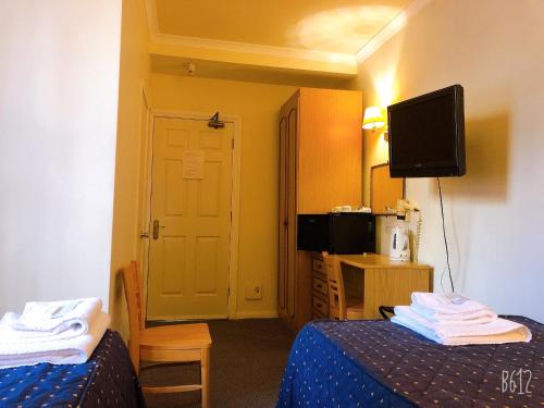 room detail thumbnail 0