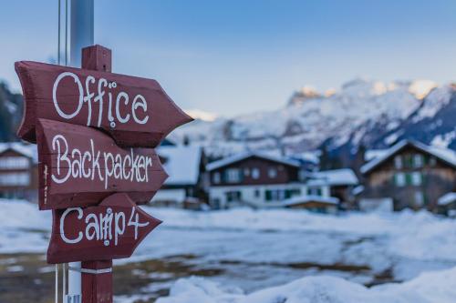 Mountain Lodge Backpackercamp - Accommodation - Lenk