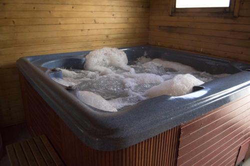  Casa rural con jacuzzi in La Parrilla