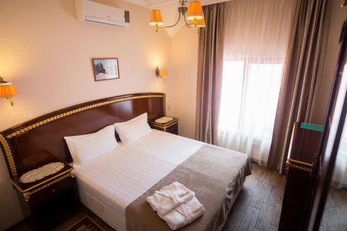 Green Hall Hotel - image 12