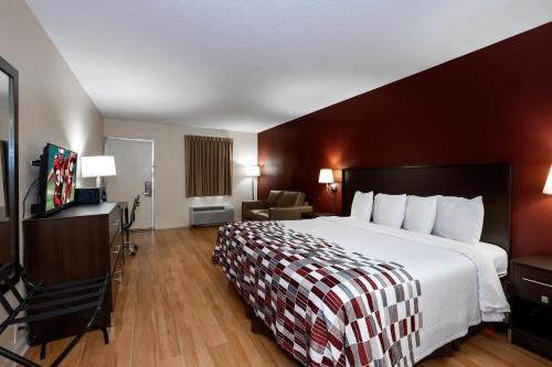 Superior King Room with Sofa Non-Smoking