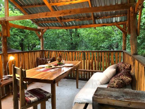 Bjnihouse, guest house, Bjni (photo 4)