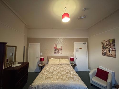 White Court Seaview Llandudno Hotel - main image