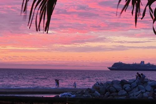 Loft 10 min from Oro &Holy Beach, Marina, Galerias in Puerto Vallarta, Mexico