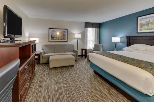 Best Western Plus Indianapolis North at Pyramids