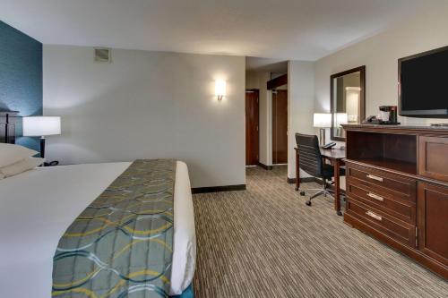 Best Western Plus Indianapolis North at Pyramids