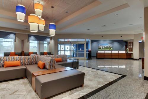 Drury Inn & Suites Knoxville West