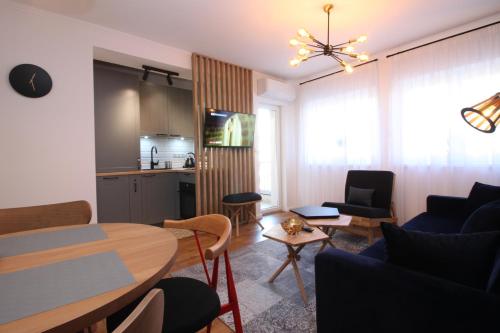 Studio Mignon - image 11