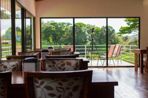 Iekārtas, Burbi Lake Lodge Monteverde in Los Tornos