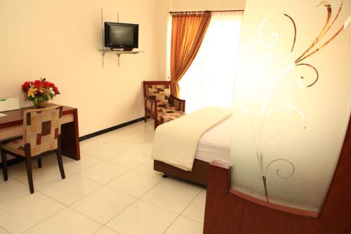 Deluxe Double Room image 4