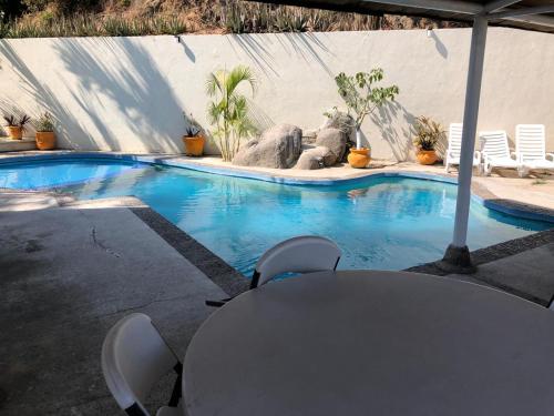 52 Master Room, Manzanillo (photo 4)