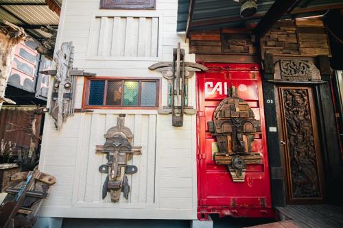 Suankaew​ art​ hostel​