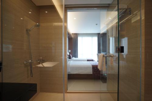The Margo Hotel Room Type - Deluxe Twin Room