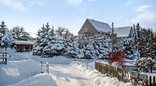 2 bedrooms apartement with shared pool garden and wifi at Obernaundorf 7 km away from the beach