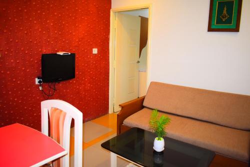Standard Apartment image 10