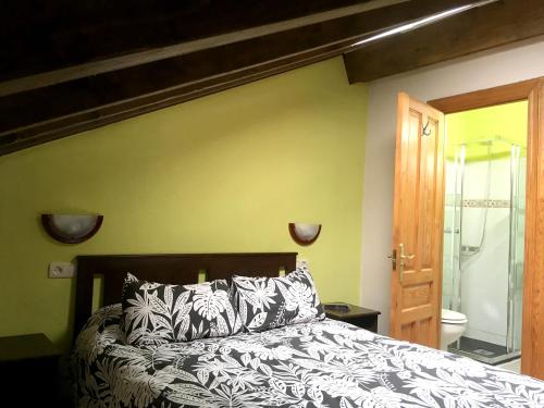 4 bedrooms house with furnished garden and wifi at Picos de Europa