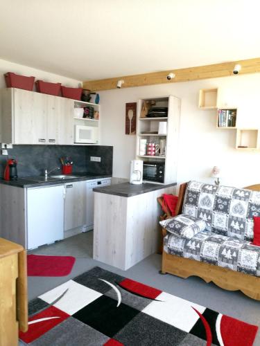 Apartment with one bedroom in La Plagne Aime 2000 with wonderful mountain view and furnished terrace 50 m from the slopes - image 12