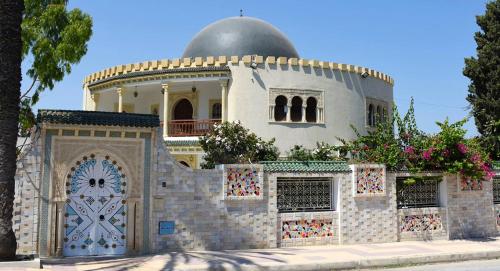 Charming Villa in Monastir with Private Pool