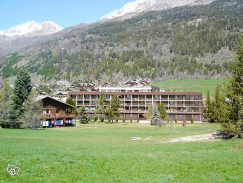 Studio avec jardin a La Salle les Alpes Serre Chevalier Villeneuve