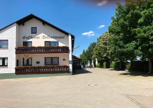 B&B Lampertshofen - Gasthaus Felbermaier - Bed and Breakfast Lampertshofen