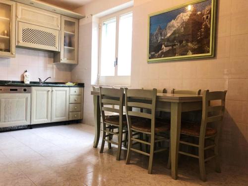 Apartment with 3 bedrooms in Amalfi with WiFi 3 km from the beach - image 7