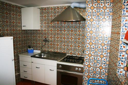 Apartment with 2 bedrooms in Roma with wonderful city view and WiFi - image 2