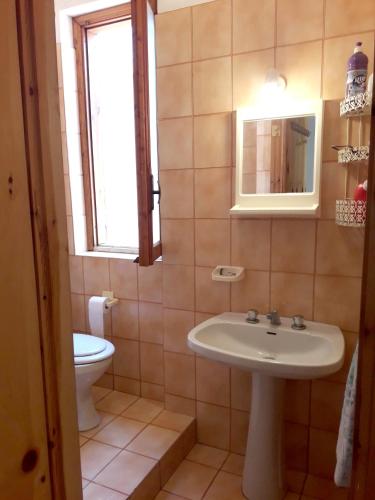 Apartment with 2 bedrooms in Marina di Santa Maria del Cedro with furnished balcony 300 m from the beach - image 9