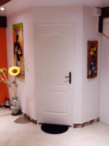. Studio charmant dans Le Marin, 45 m², jardin et terrasse.