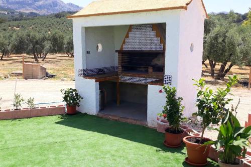 5 bedrooms villa with private pool enclosed garden and wifi at Villanueva del Trabuco