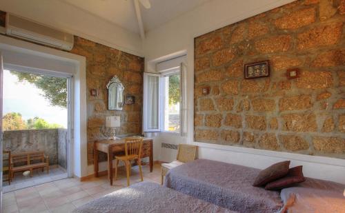 House with 2 bedrooms in Pietrosella with wonderful sea view enclosed garden and WiFi - image 9