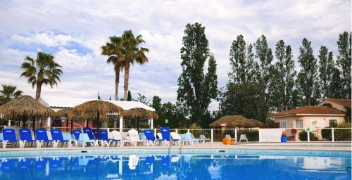 View, Bungalow Confortable a Frejus avec Piscine Partagee near Le Poivrier Nomade