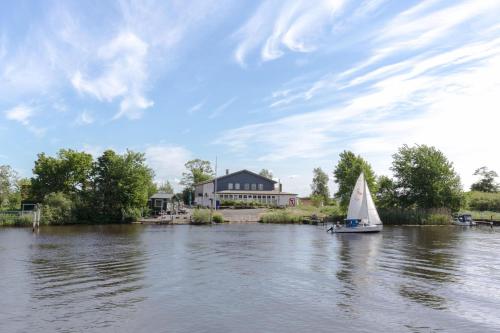 B&B Friedrichsgraben - Lodge an der Eider - Bed and Breakfast Friedrichsgraben