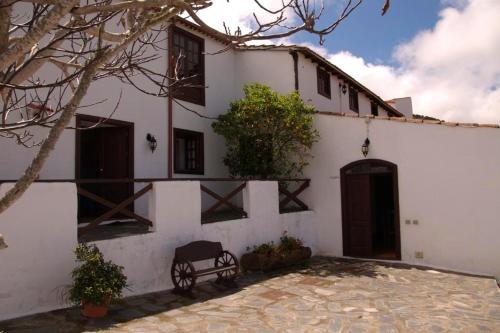 Apartment with 2 bedrooms in Santa Cruz de Tenerife Canarias with furnished terrace and WiFi 5 km from the beach - image 10